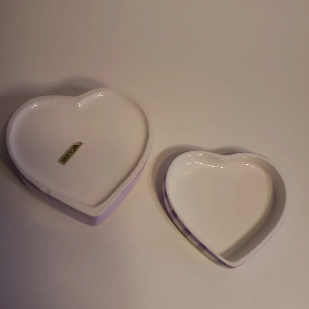 N/A ceramic heart